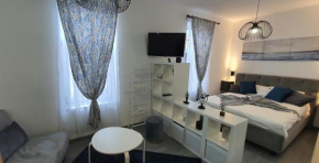 First Studio24 Braşov